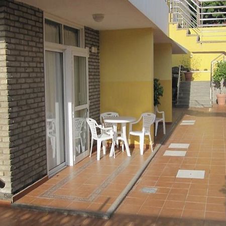 Apartamentos Sirena ซาน อากุสติน ภายนอก รูปภาพ